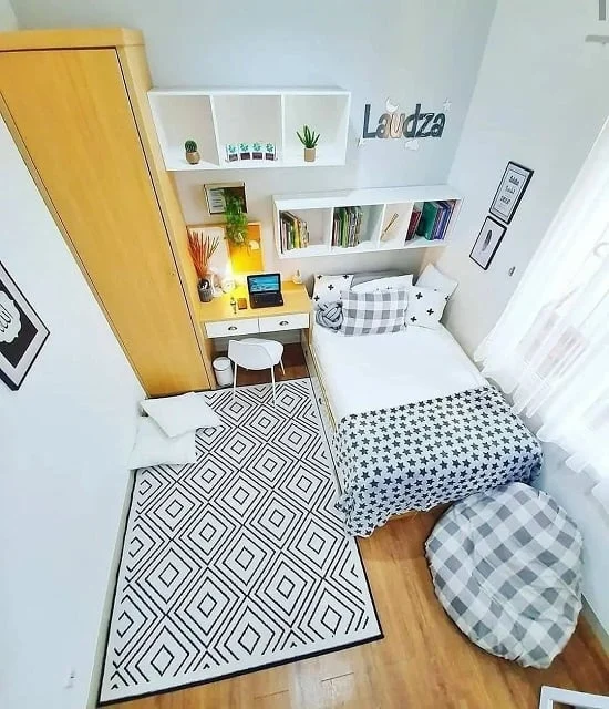 Kamar Kost 3x3 dengan Rak Serbaguna