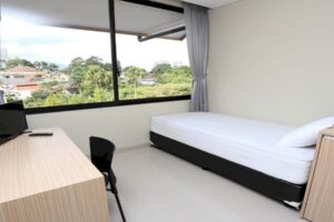 10 Ide Desain Kamar Kost Sederhana Nyaman & Estetik