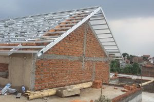 Menghitung Biaya Pemasangan Atap Baja Ringan
