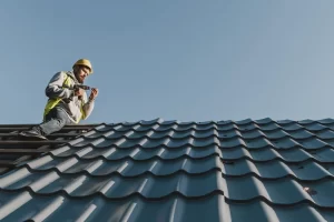 Tukang Perbaikan Atap Rumah Profesional
