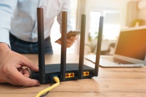 Jasa Pasang Internet & WiFi Terpercaya untuk Rumah, Kantor, & Kos-kosan